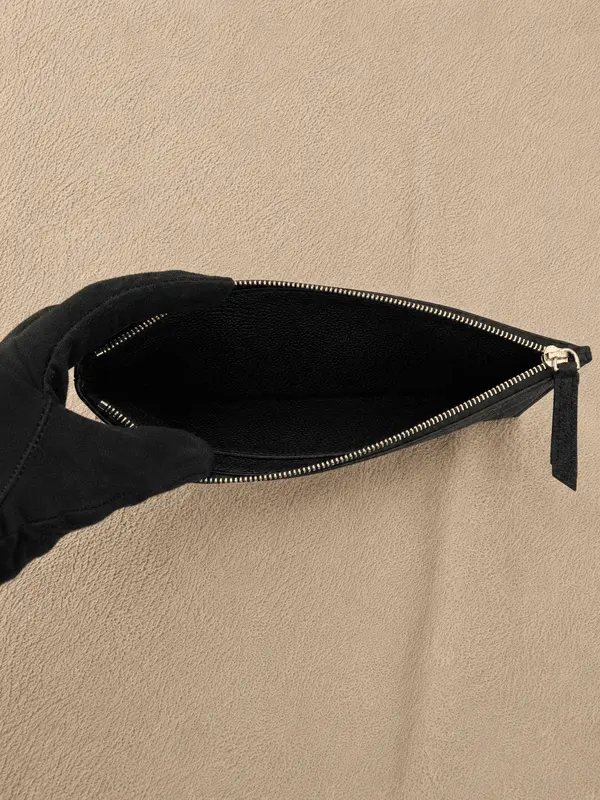 Louis Vuitton Black Leather Felicie Pochette Empreinte Clutch & Wristlet - Image 4