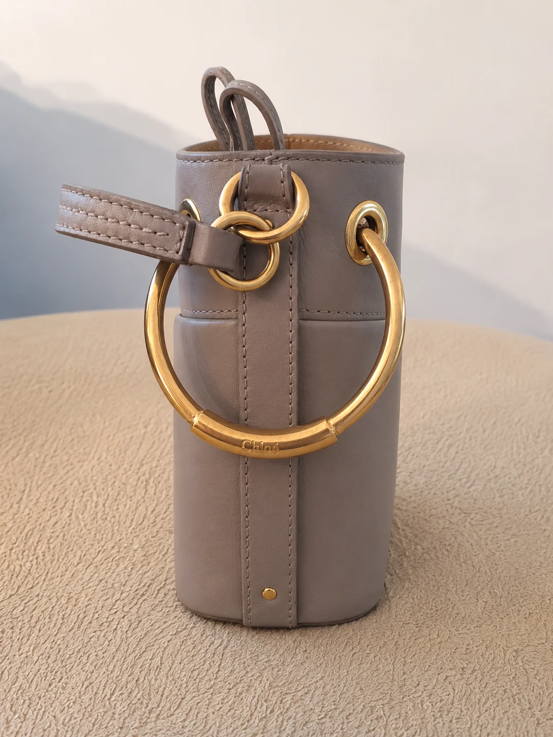 Chloe Grey Leather Small Roy Bucket Bag - Image 3