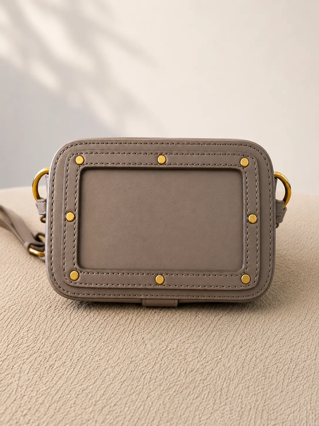 Chloe Grey Leather Small Roy Bucket Bag - Image 5