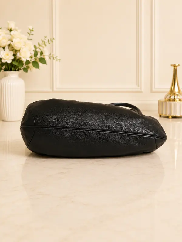 Salvatore Ferragamo Black Leather Tote Bag Calfskin - Image 4