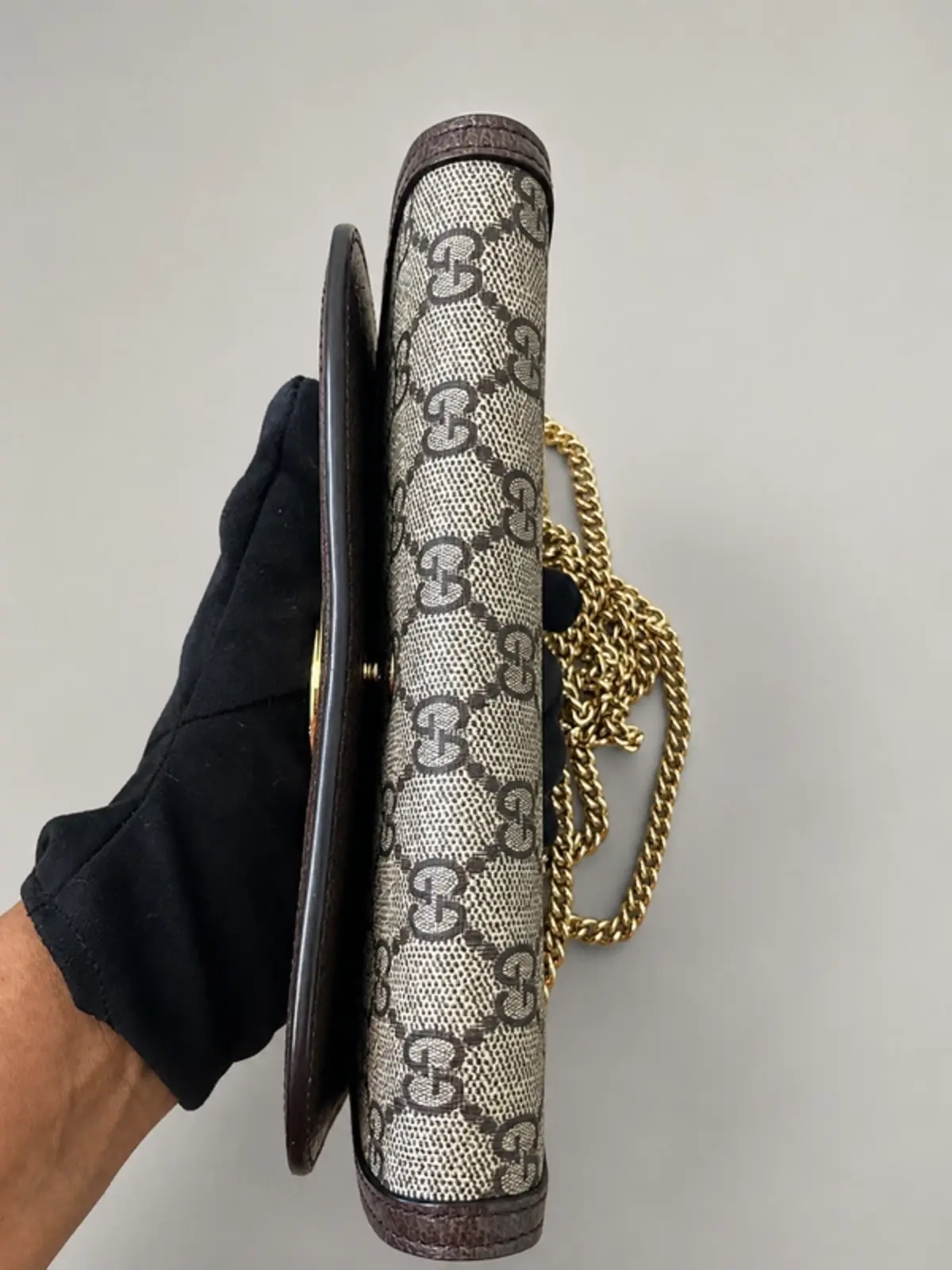 Gucci GG Supreme Monogram Wallet on Chain - Image 3