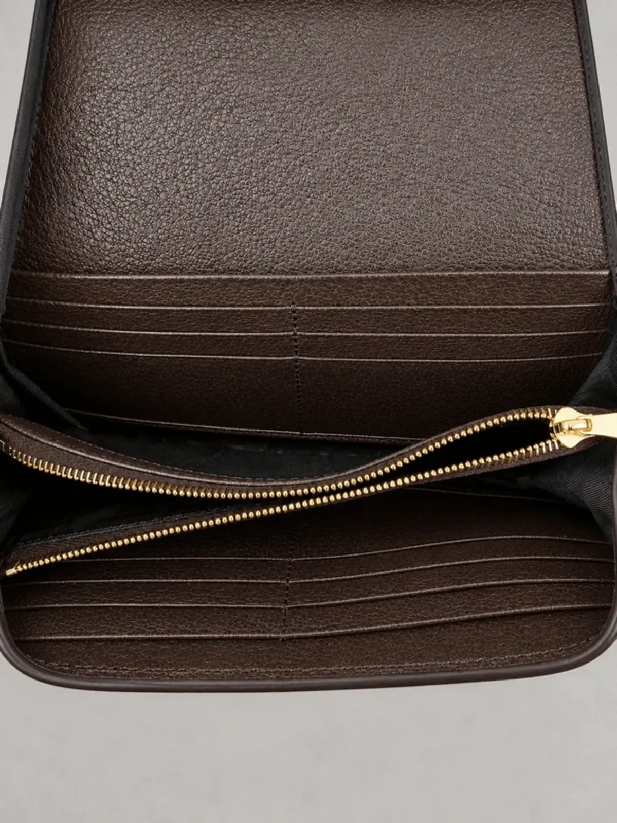 Gucci GG Supreme Monogram Wallet on Chain - Image 5