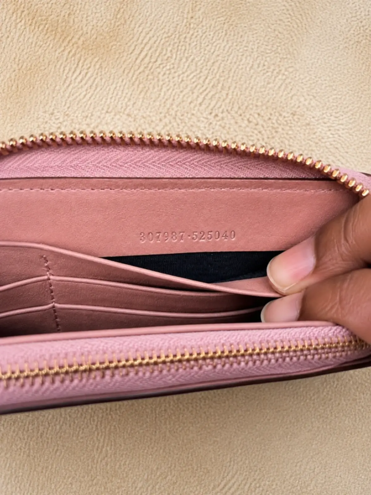 Gucci Multicolor Patent Leather Wallet - Image 5